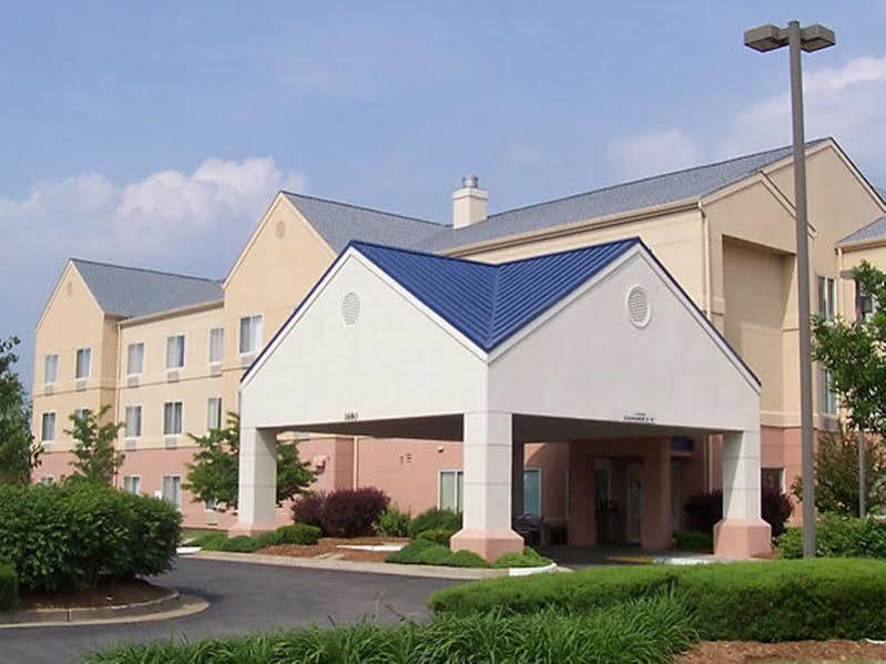 Surestay Plus By Best Western Fenton Exterior photo